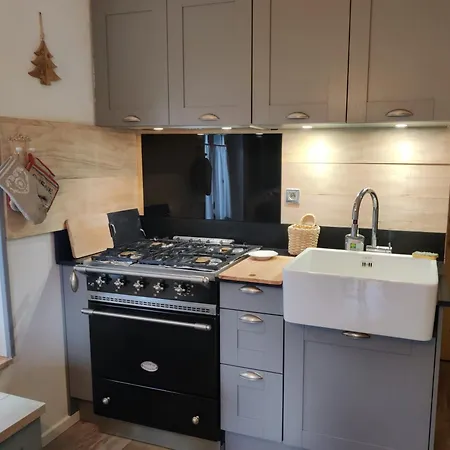 Maison Village M Ben Alpesi faház *